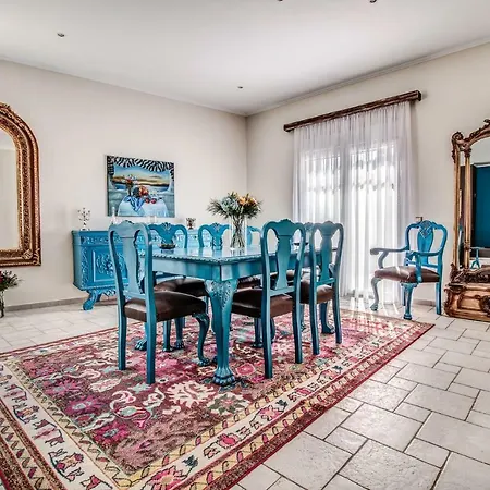 Villa Intemella Kompítsion